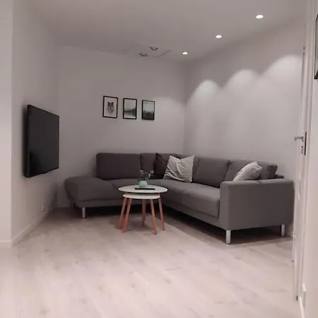 Apartment Tromso شقة *